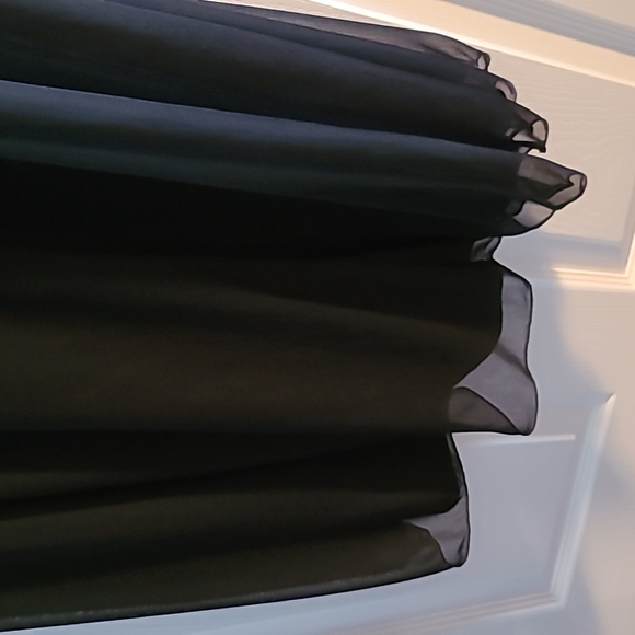 Black Cocktail floor length gown - Picture 3 of 5